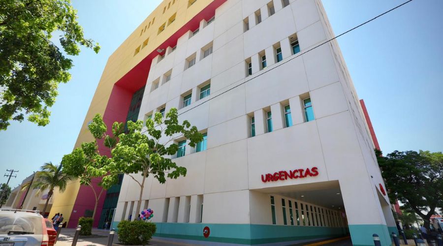 Parte exterior de hospital pediátrico