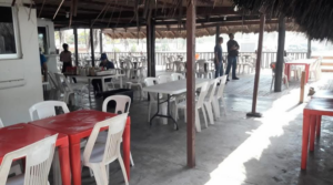 Restaurante de la playa Las Glorias