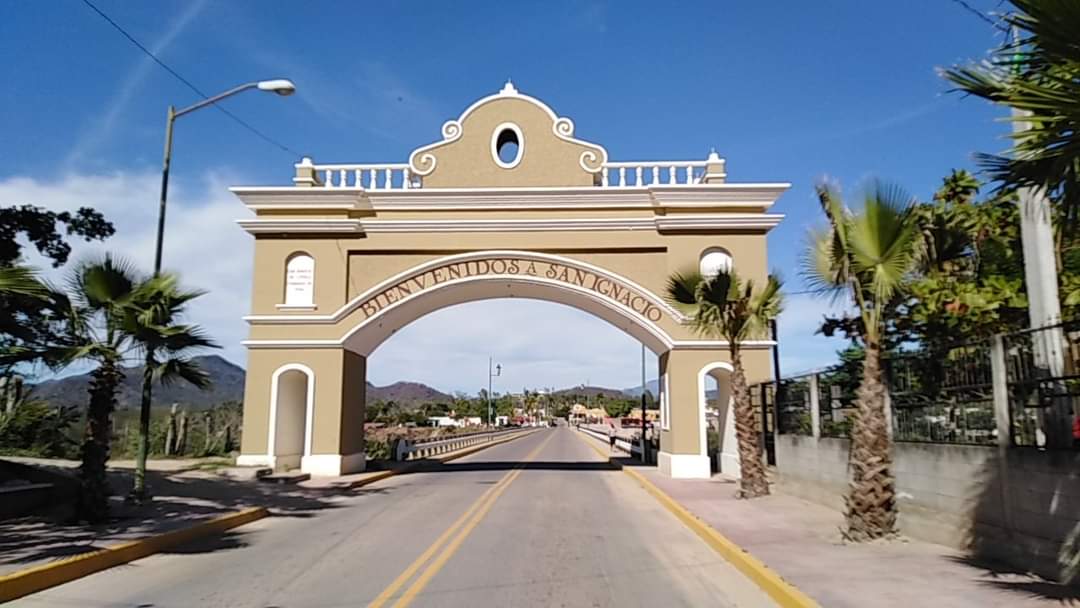 Entrada a San Ignacio.