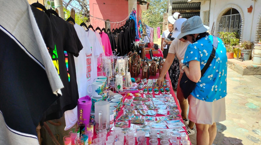Turistas visitan a zonas rulares de Mazatlán
