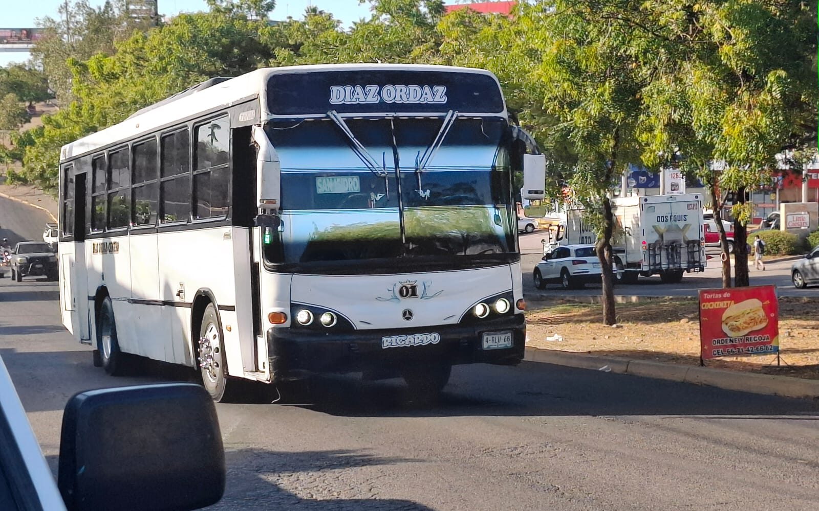 Unidad del transporte urbano en calles de Culiacán, Sinaloa