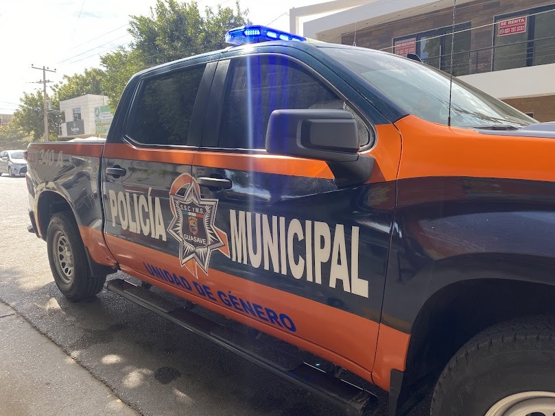Camioneta de la Policía Municipal de Género
