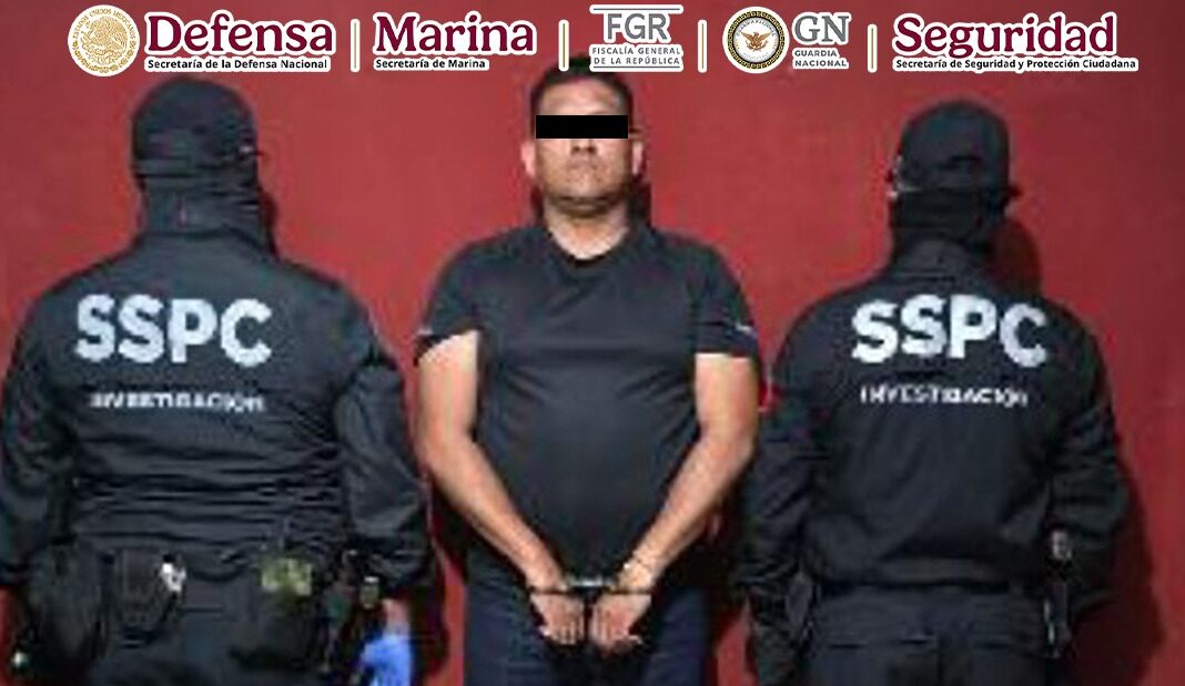Detienen en Guerrero a servidor público vinculado con delincuencia organizada y caso Ayotzinapa