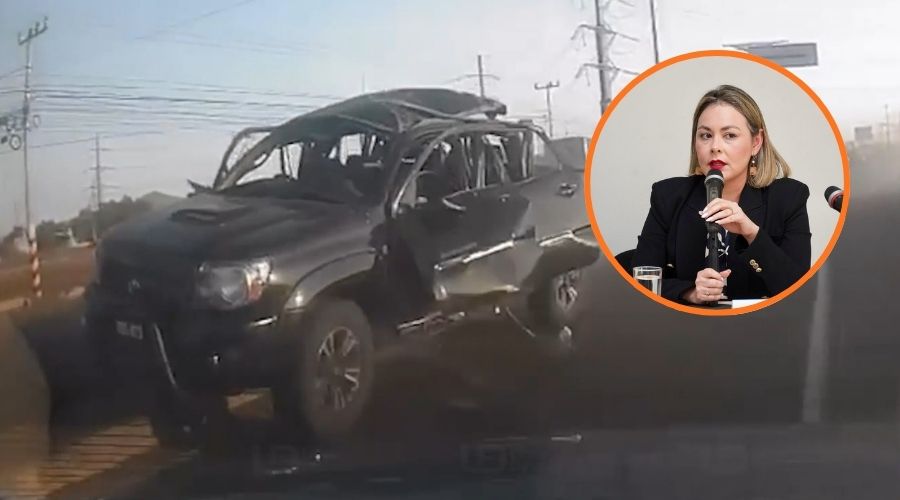 Camioneta de color negro con un fuerte impacto arriba de un camellón y en un círculo Yeraldine Bonilla