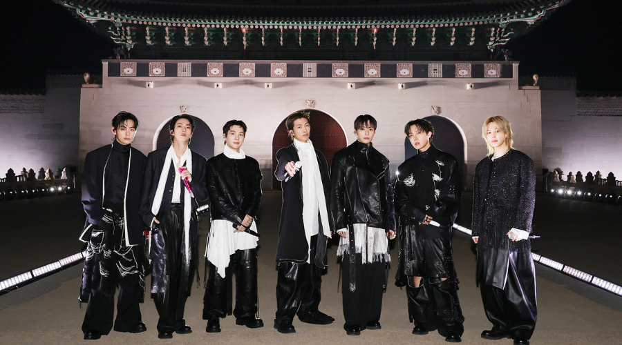 Integrantes de BTS en el “THE COMEBACK LIVE | ARIRANG” en Seúl, Corea del Sur.