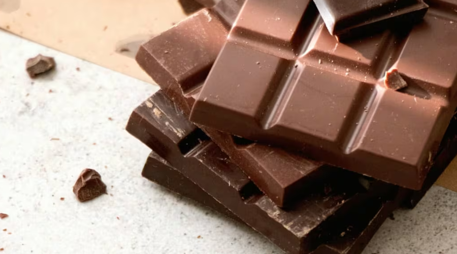 Barra de chocolate.