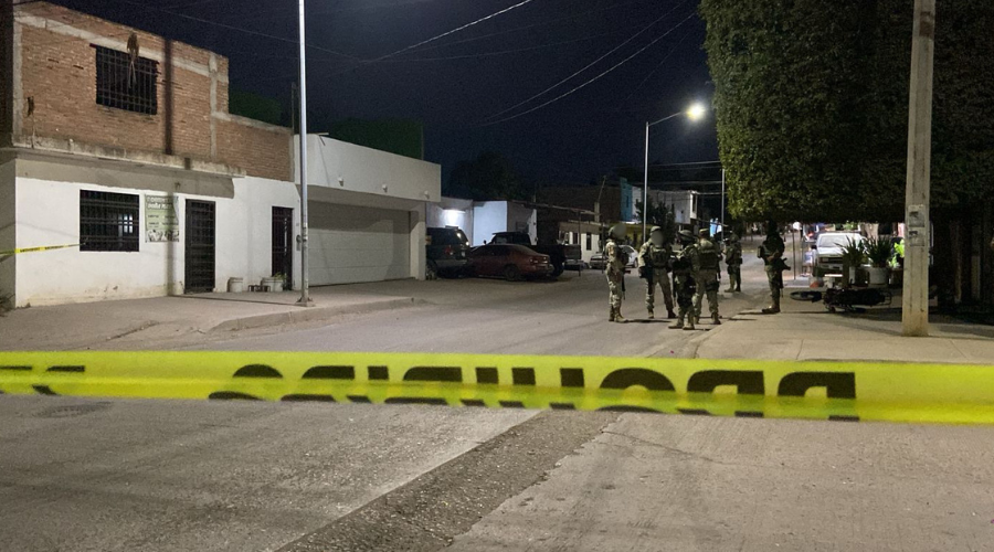 Autoridades en el lugar de los hechos.