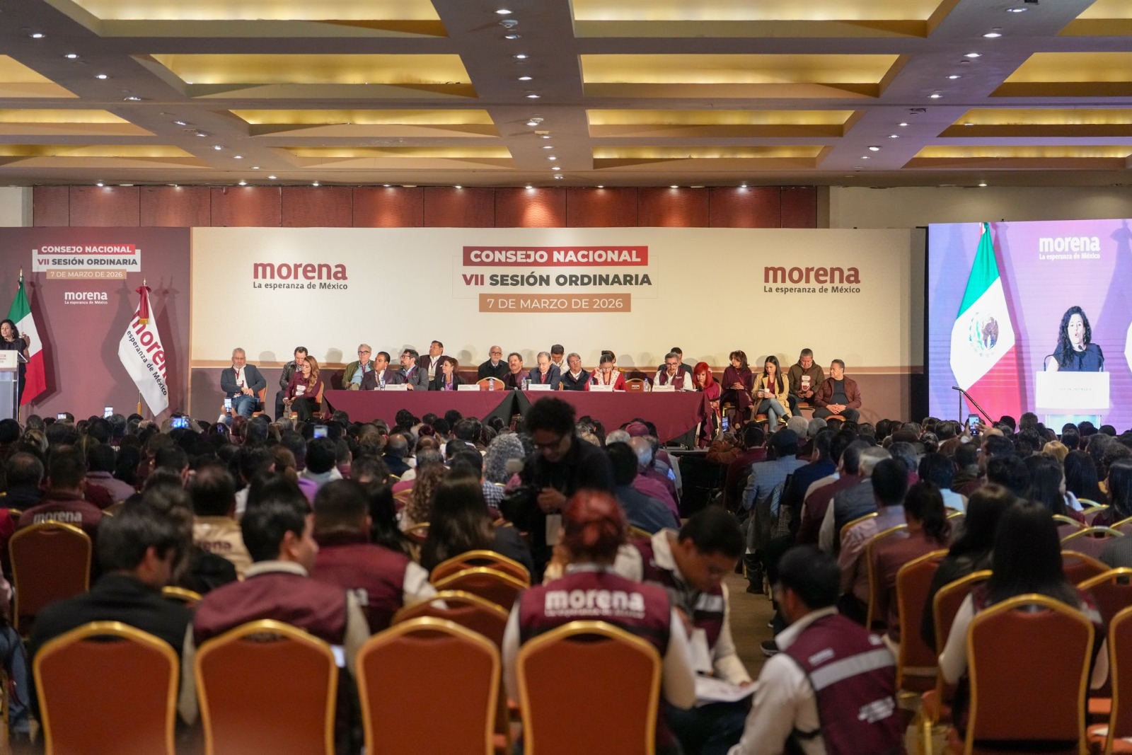Morena reunión