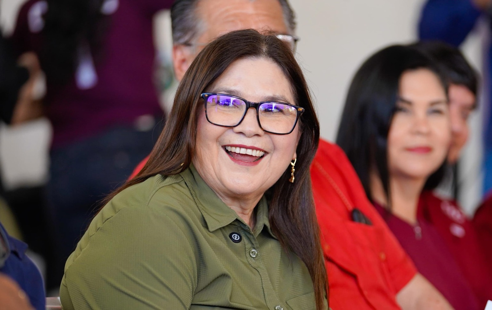 Imelda Castro sonriendo