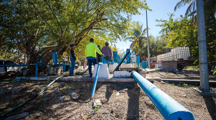 Línea de conducción de agua potable