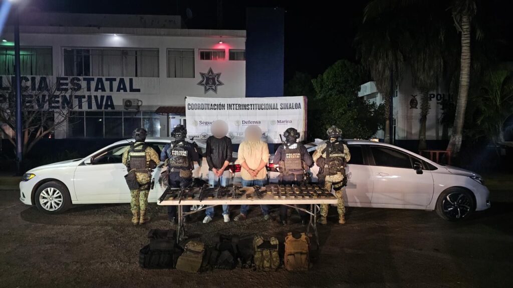 Militares detienen a dos armados