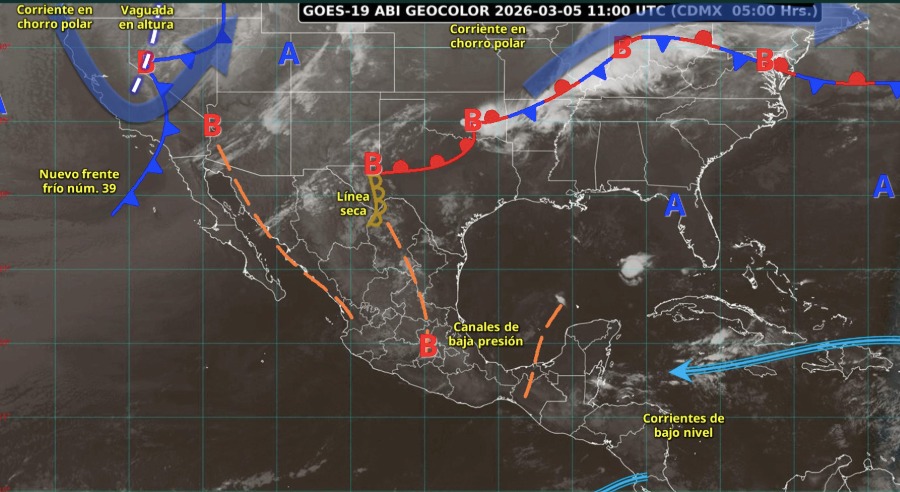 Imagen satelital de México indicando los sistemas meteorológicos activos en México con flechas y líneas