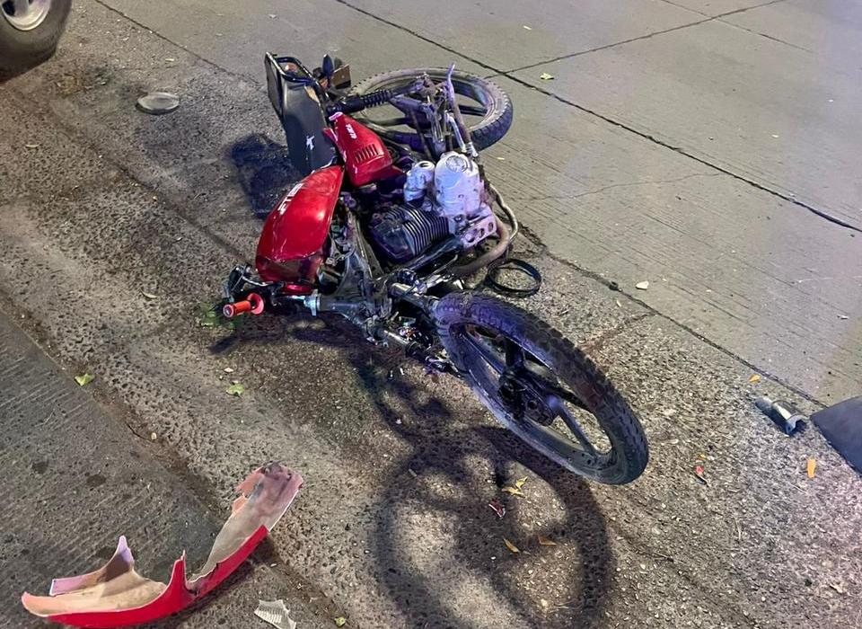Francisco de 15 años queda lesionado tras “pega y huye”