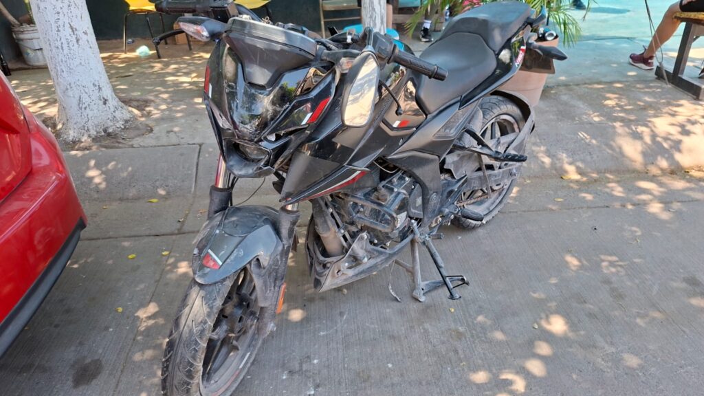 Un joven motociclista terminó en el área de Urgencias