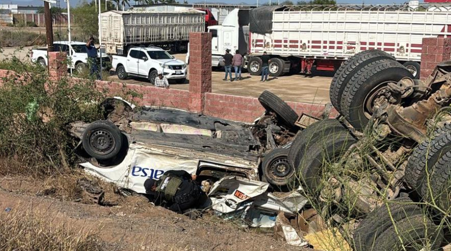 Accidente múltiple en carretera de El Carrizo