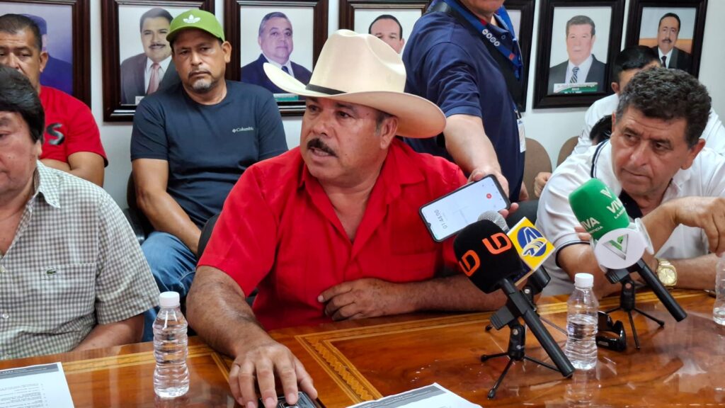 Presidente de la Federación de Cooperativas Pesqueras del Cerro Cabezón