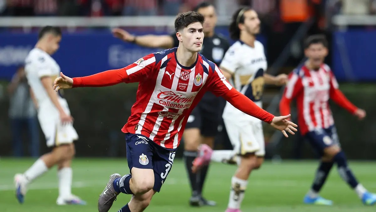 Armando González, jugador de las Chivas del Guadalajara