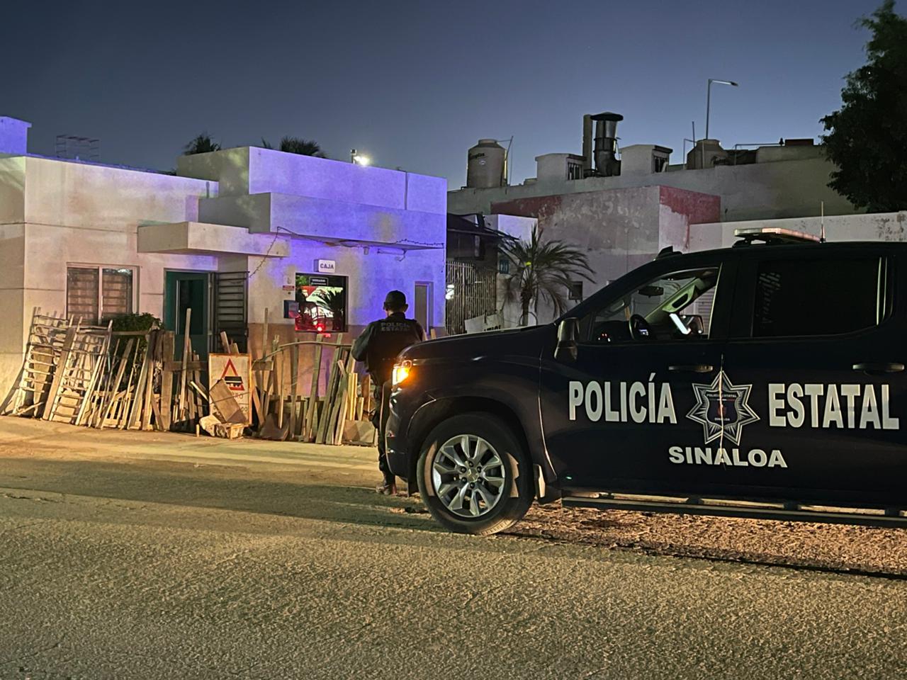 Hieren a balazos a un hombre en caseta de una gasolinera abandonada