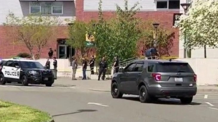 Ataque con arma blanca deja al menos 5 heridos en escuela de Washington, EU