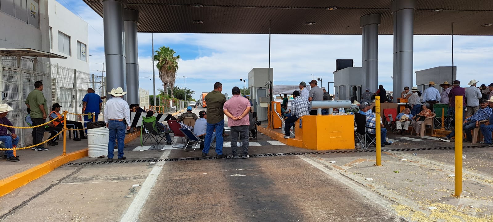 Bloqueo de maiceros en el bloqueo de el pisal