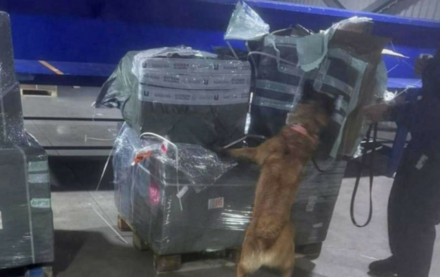 Semar decomisa más de 1.8 millones de cigarrillos irregulares en el AICM