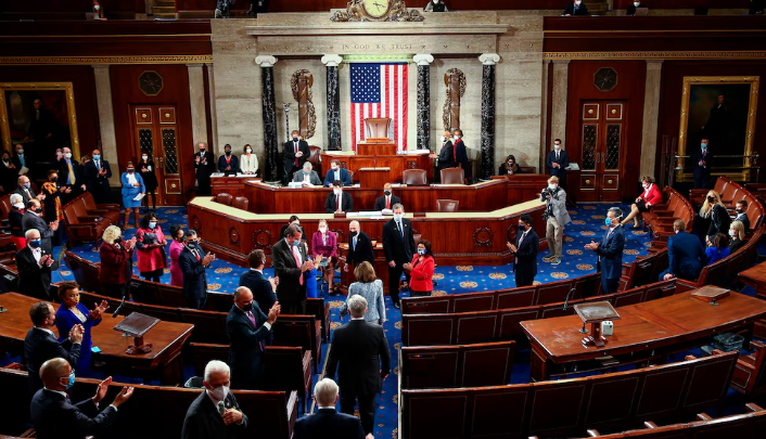 Senado de Estados Unidos mantiene respaldo a Trump en decisiones militares frente a Irán
