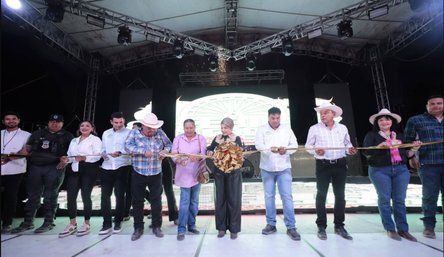 ¡Guasave enciende la fiesta! Inauguran la Feria del Algodón 2026 con música, sabor y ambiente familiar