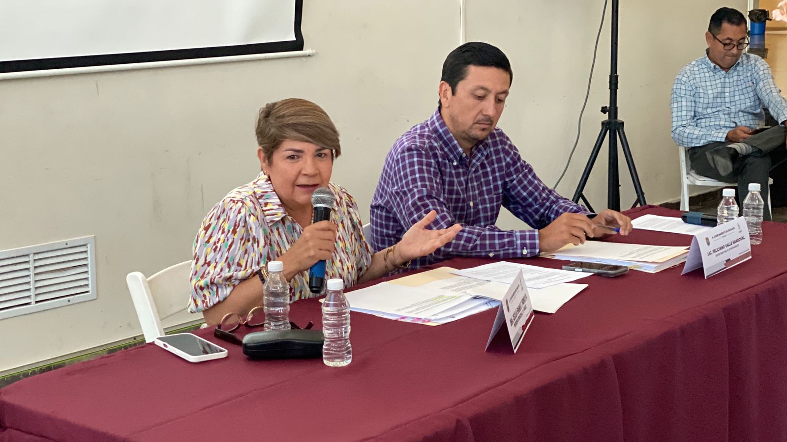 Alcaldesa Cecilia Ramírez Montoya en la sesión de Cabildo.