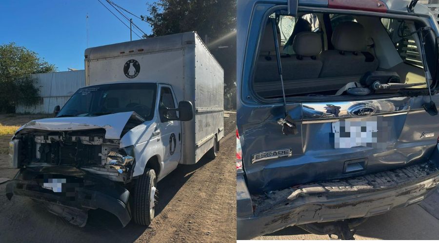A la izquierda vehículo de carga dañado por la parte delantera, a la derecha camioneta fañada por la parte trasera