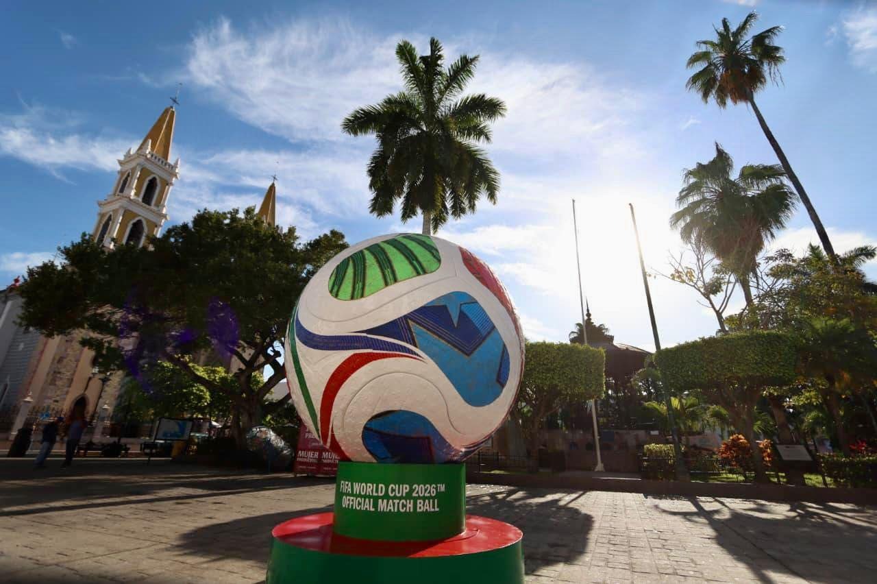 Atractivo de balón de futból de conmemorativo a la Copa Mundial 2026 FIFA