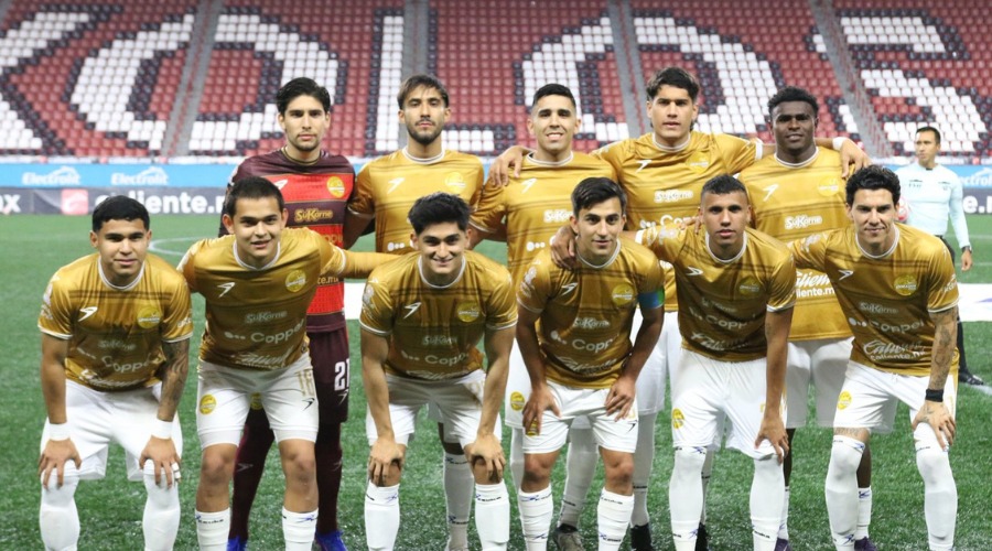 Jugadores de los Dorados de Sinaloa