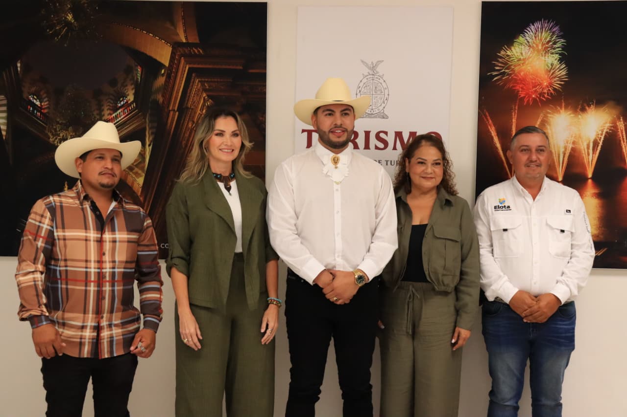 Autoridades de Elota en evento de la Feria Regional Ganadera Elota 2026