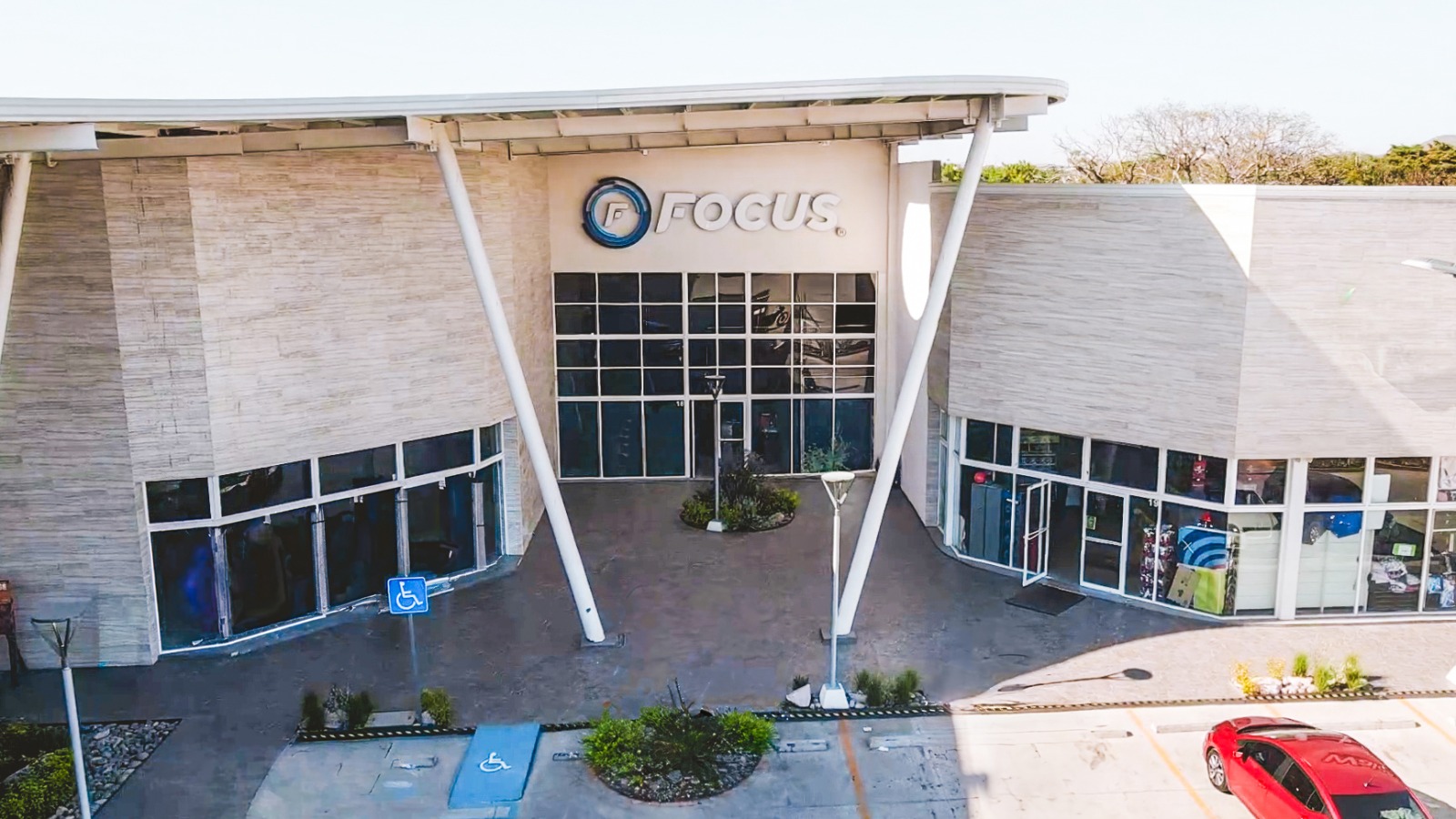 Instalaciones de gimnasio focus