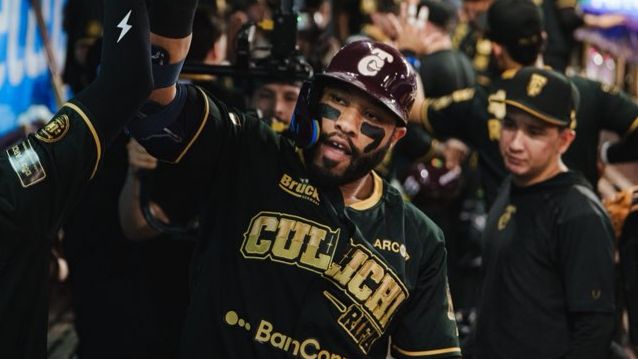 Jon Singleton, jugador de beisbol del equipo Tomateros de Culiacán