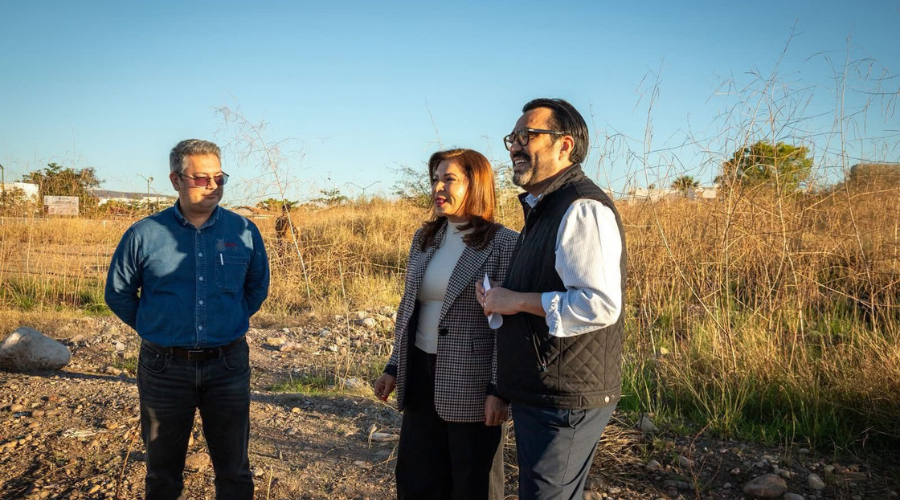 Juan de Dios Gámez Mendívil dona terreno para la construcción de un bachillerato