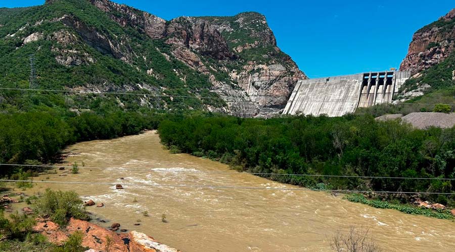 Presa Huites