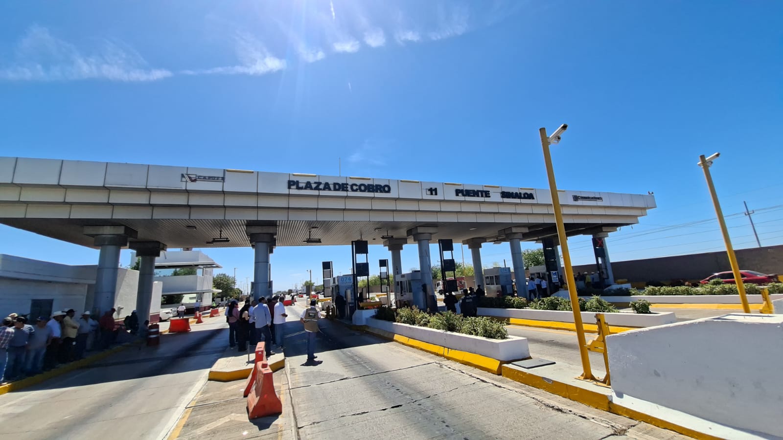 Productores anuncian bloqueo total en la caseta Cuatro Caminos