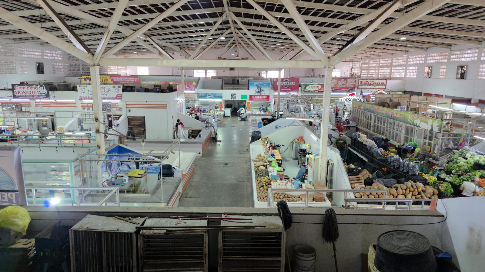 Toma aérea de mercado de Salvador Alvarado