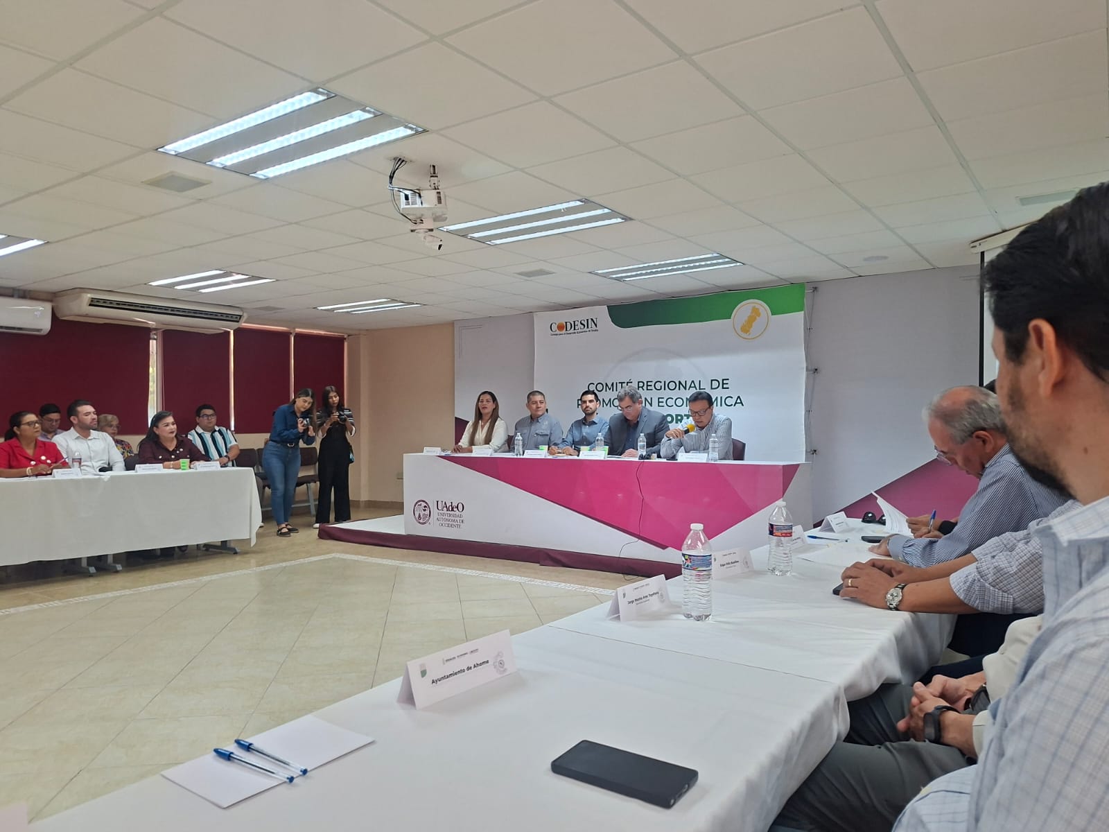 Conferencia de prensa en Mexinol