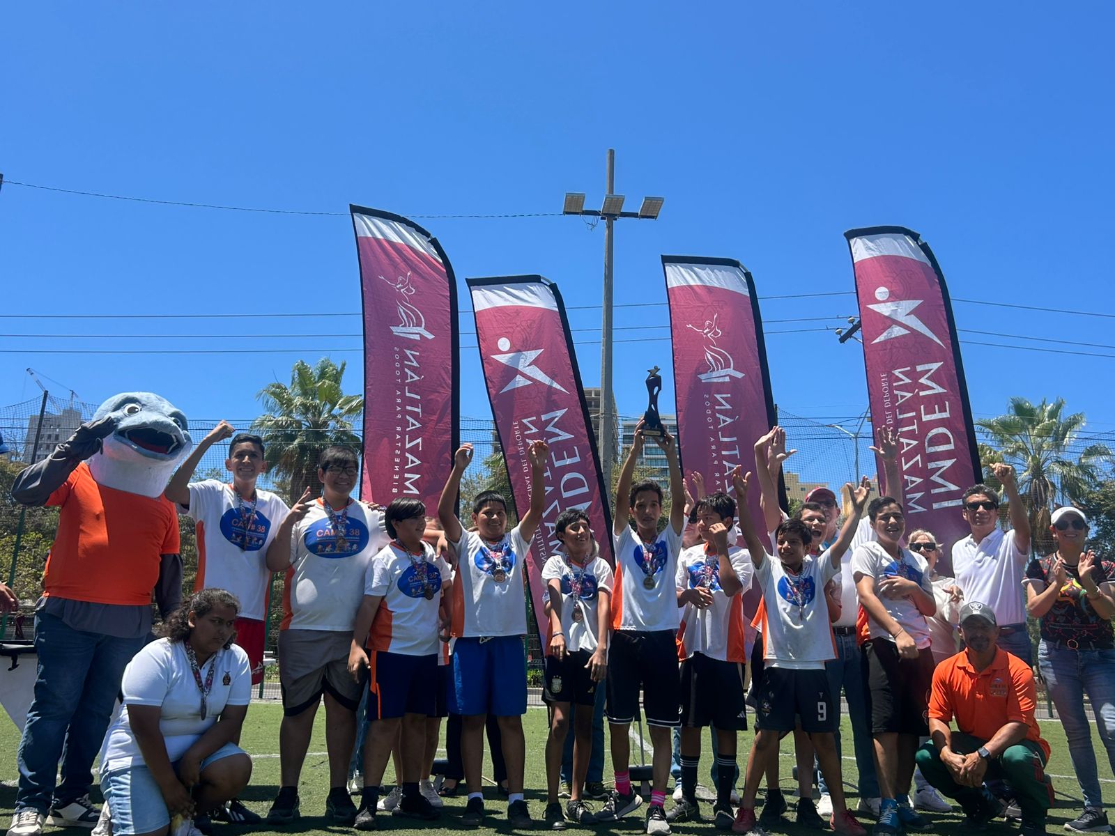 Niños de equipo de futbol