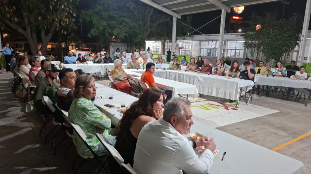 Representantes de empresas inclusivas en Guasave