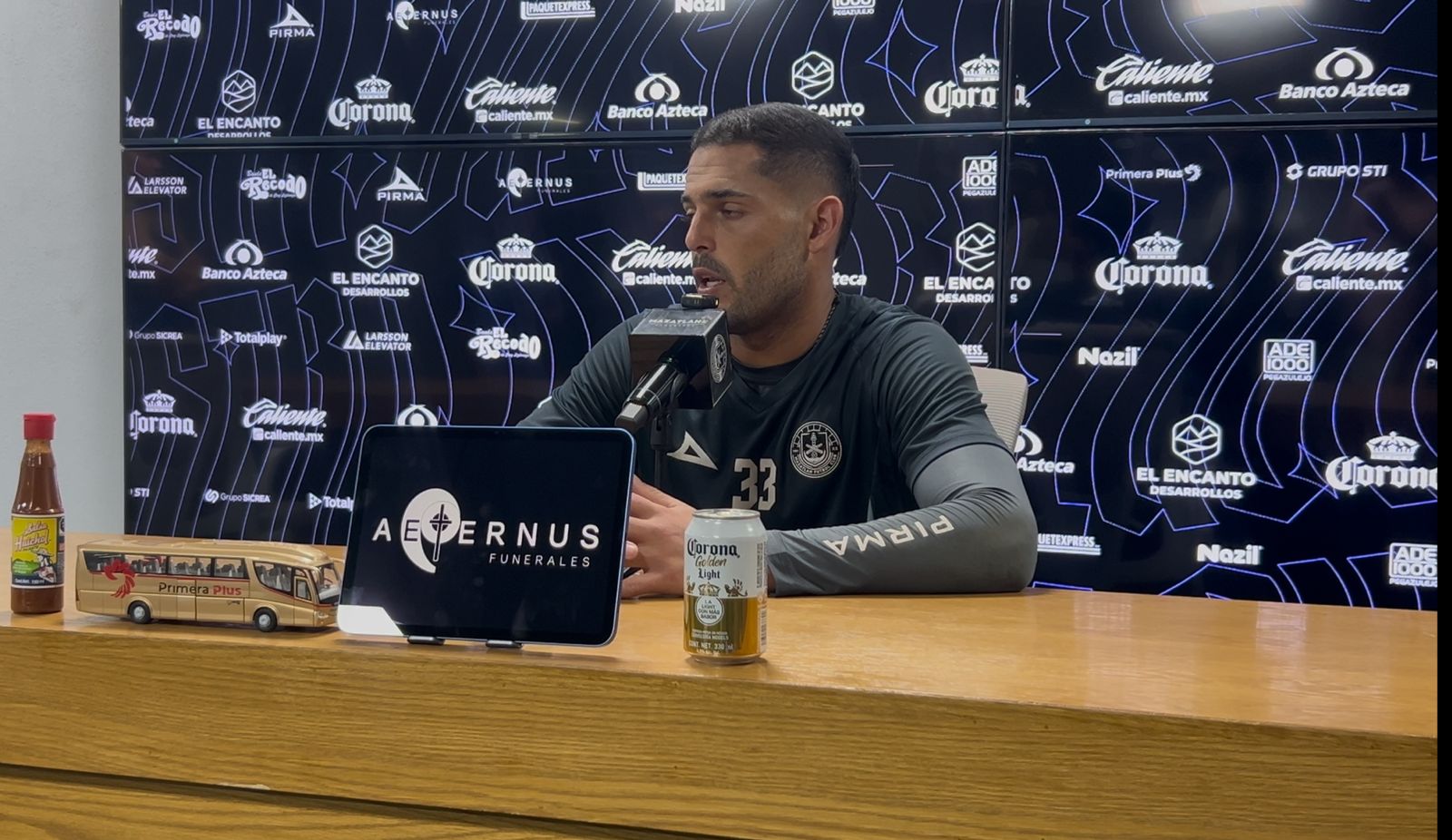 Ricardo Rodríguez en conferencia de prensa
