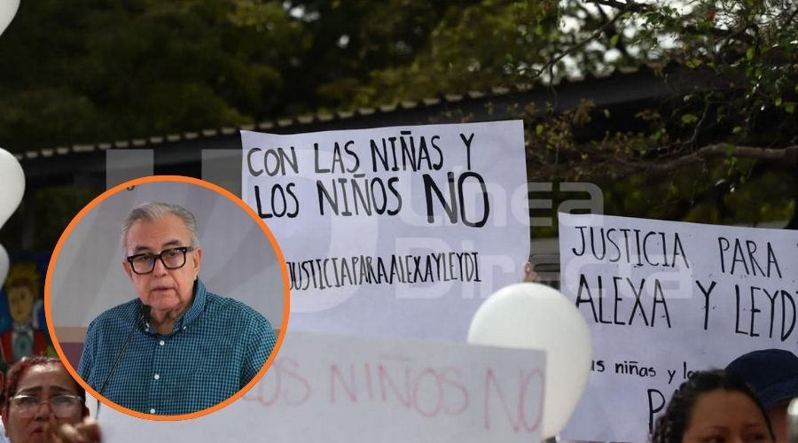 Rubén Rocha Moya y pancartas