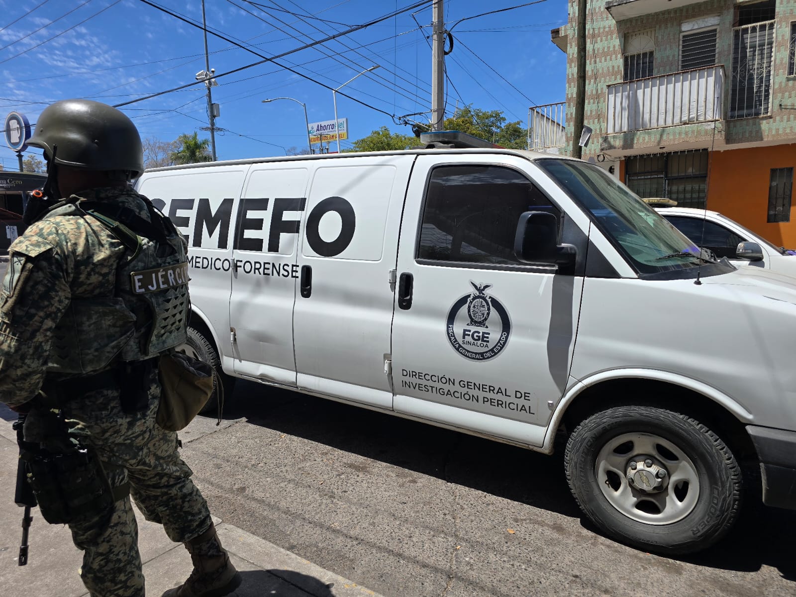 A balazos asesinan a hombre frente a conocido bar