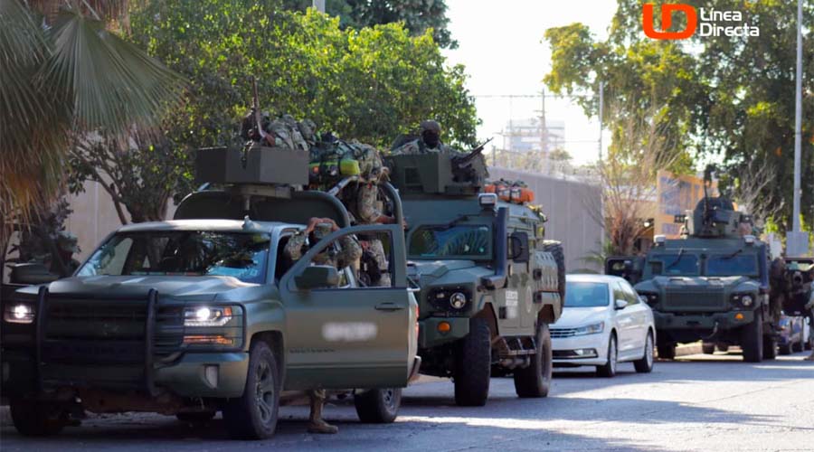 Elementos del Ejército Mexicano resguardan instalaciones de la FGR en Los Mochis