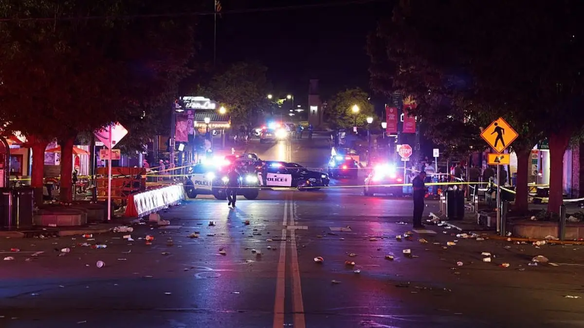 Tiroteo en inmediaciones de Universidad de Indiana, EU, deja al menos 9 heridos