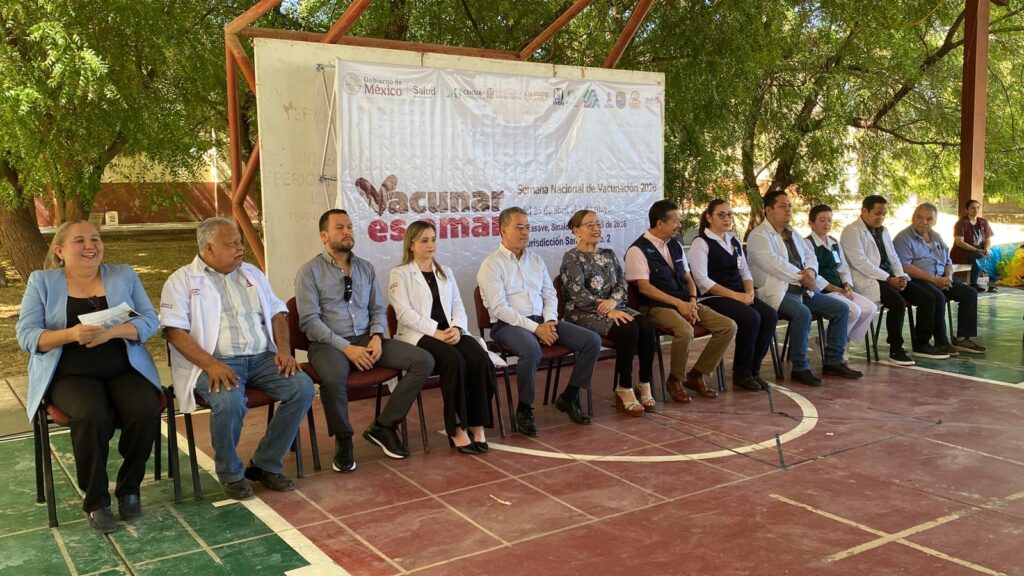 Campaña de vacunación en Guasave con directivos de salud