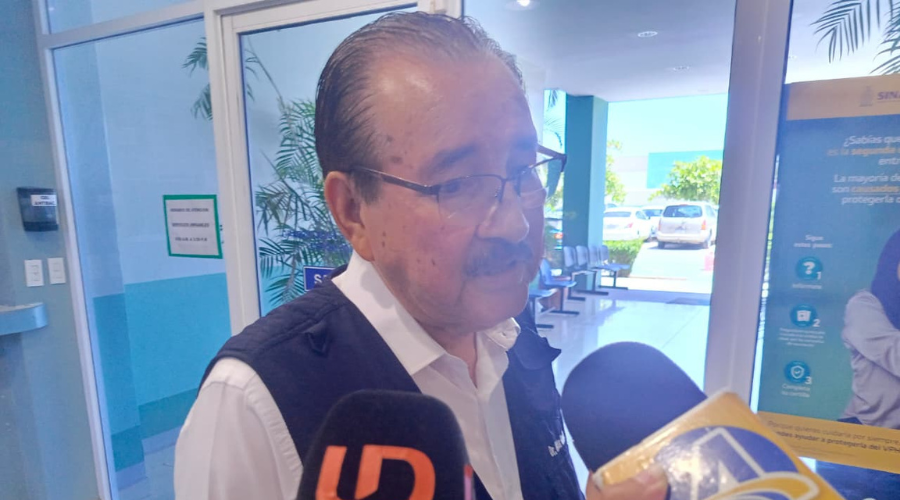 Jefe de la Jurisdicción Sanitaria 01 de la Secretaría de Salud, Victor Manuel Lim Zavala.