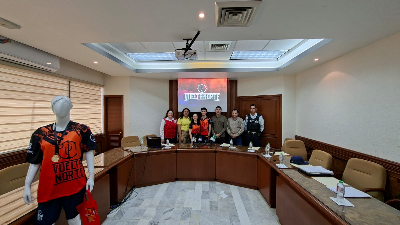 Rueda de prensa para anunciar la Vuelta a Norte Guasave 2026.