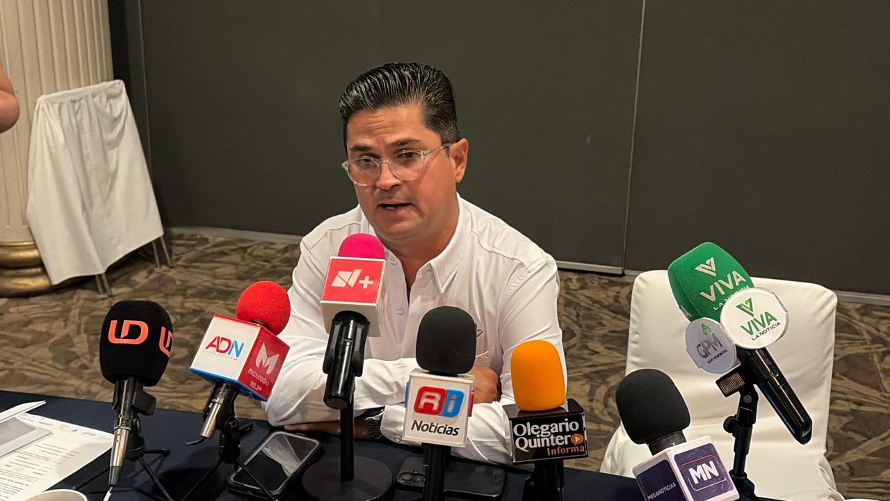 El presidente de la AARC, Roberto Bazúa Campaña